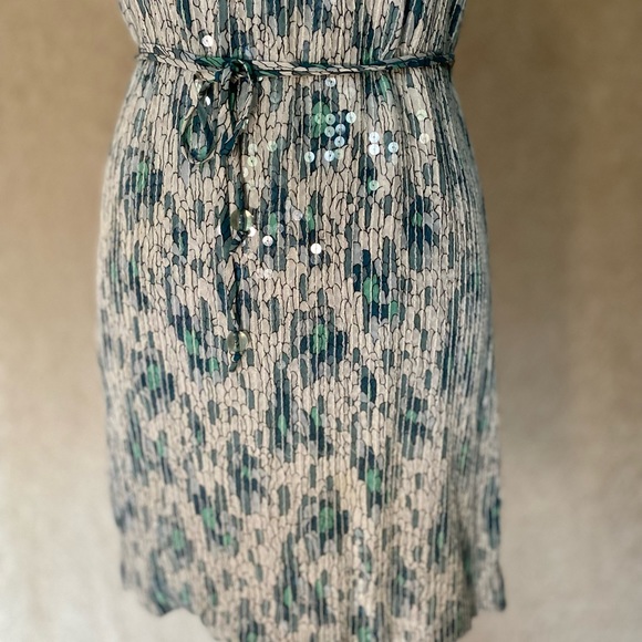 Off shoulder sequin dress by French Connection - Picture 4 of 10